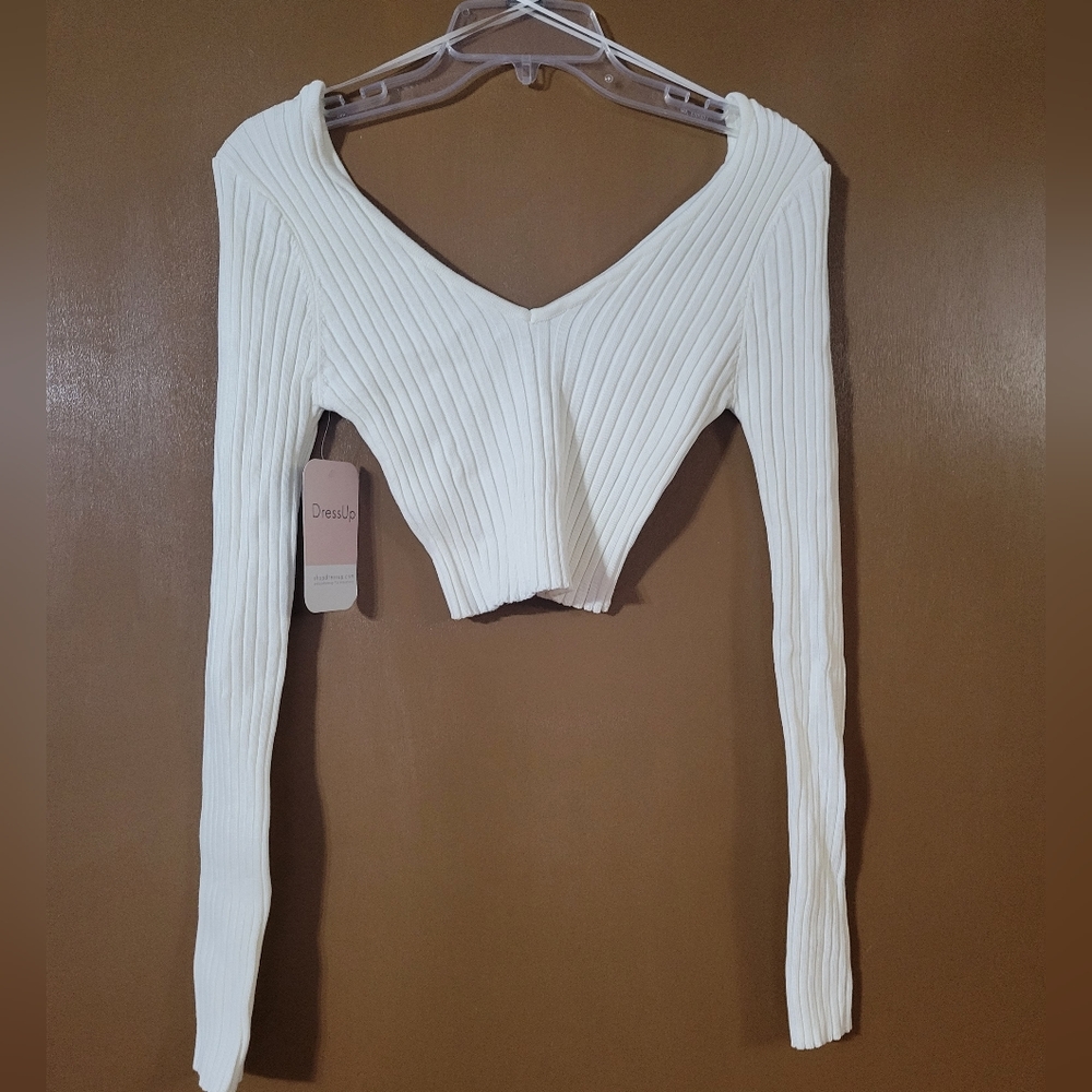 NWT Dress Up Cropped White Sweater Medium